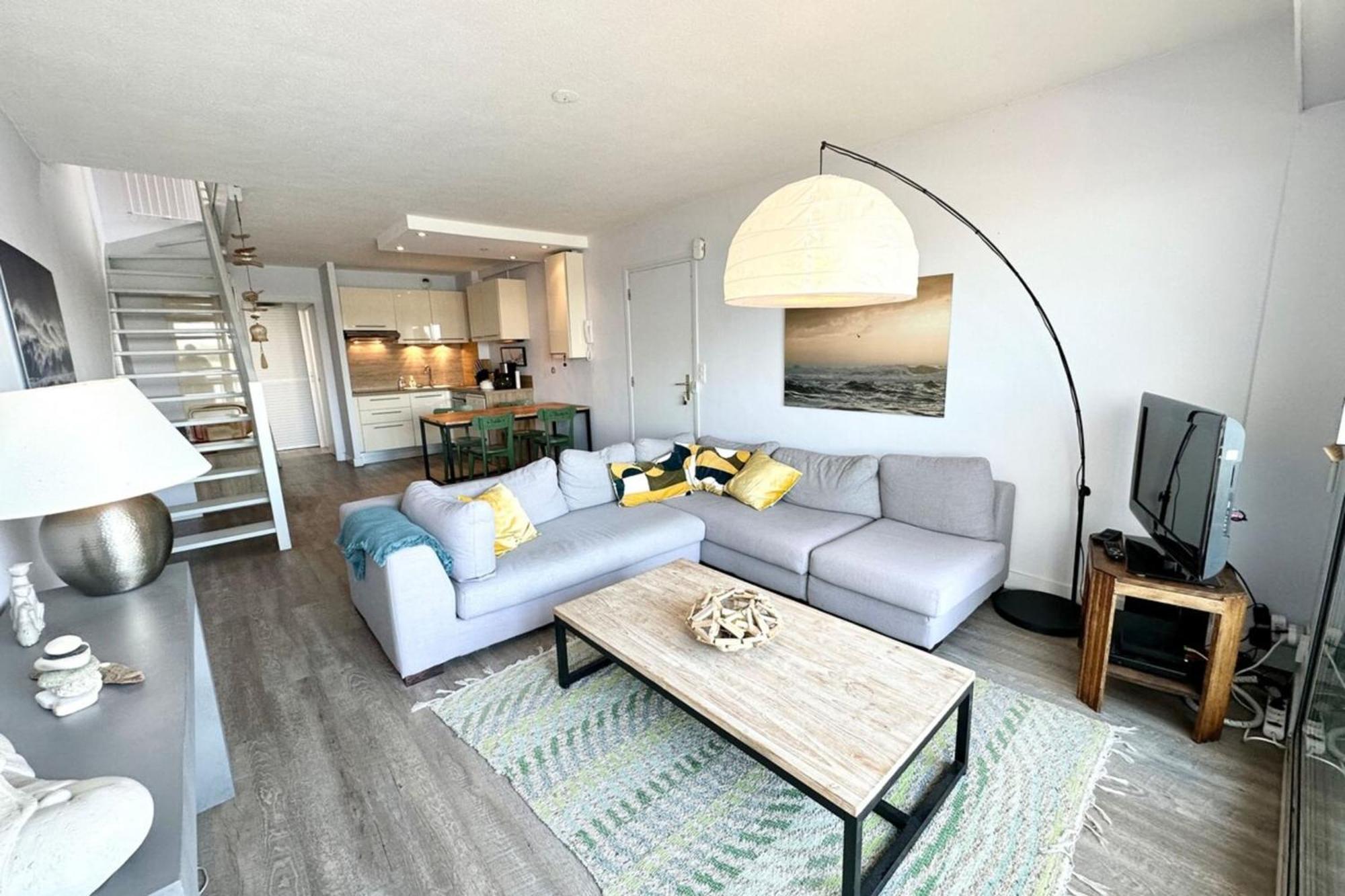 Appartement T3 Duplex Vue 180 Sur Le Port De Lomener *